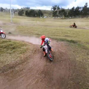 Dos pilotos en CRF